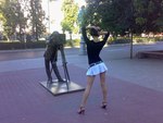 просто решила поправить причёску