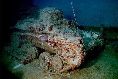 M17740_large
