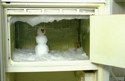 Бокс для недоношенных снеговиков.