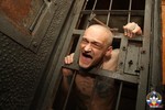 А теперь ложечку за бабушку и дедушку 