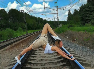 Слышит отзыве пустоты в голове