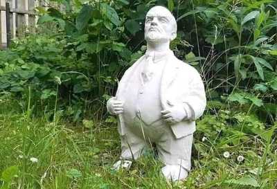 Низко над таким шутить