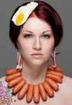 Интимные игры. Заодно и поем.