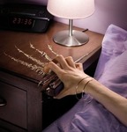 А ночью Бэтмен узнал, что Женщина-кошка дерет мебель