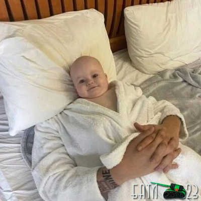 Жена подарила омолаживающий крем для лица