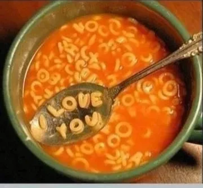 Когда не любишь суп, но суп тебя очень любит