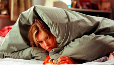 Ночная бабочка в коконе 