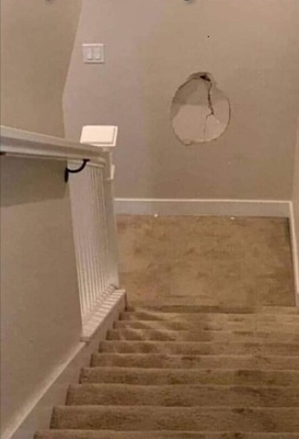 А пусть не ходит к моей жене!