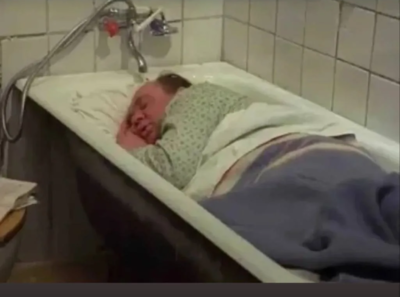 Устал ждать воду.