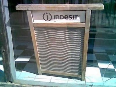 Компания Indesin еще в конце прошлого века пыталась втереться в доверие домохозяек